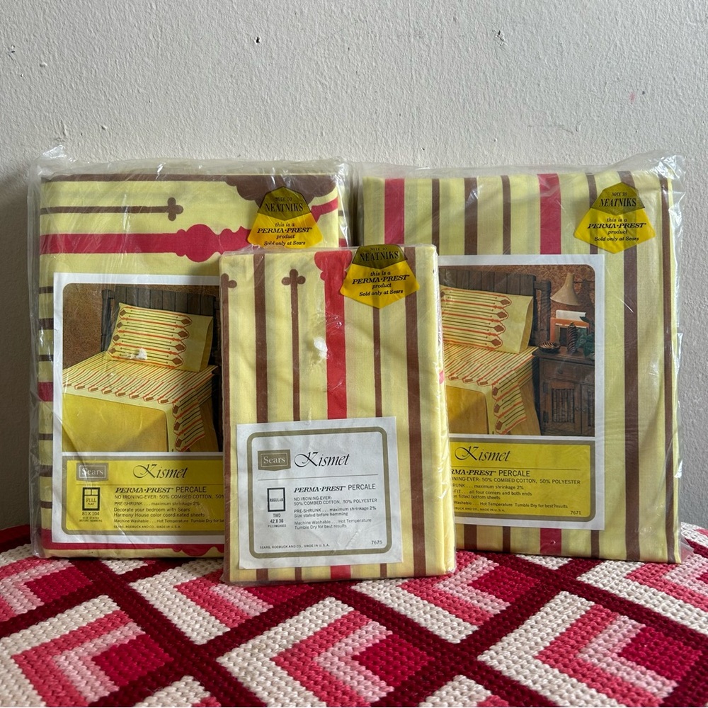 NIP 70's Sheet Set